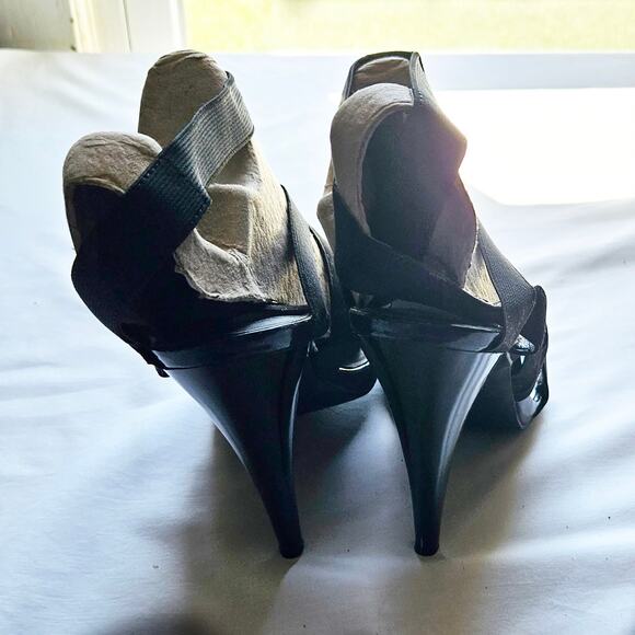 JS By Jessica Size 10 High Heel Black Elastic Strappy Pointy Heel - Picture 3 of 5
